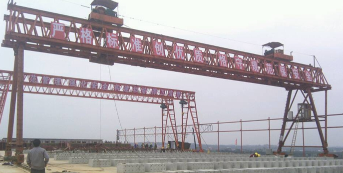 架橋建路用的T型梁造價要多少？提梁機該怎么選擇？價格是多少呢？